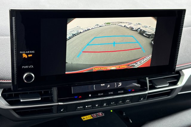 Certified 2026 Toyota Sienna XSE AWD/4WD image 25