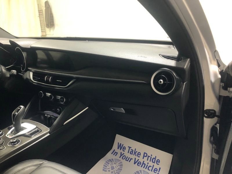 Used 2022 Alfa Romeo Stelvio Ti w/ Active Assist Plus Package image 46
