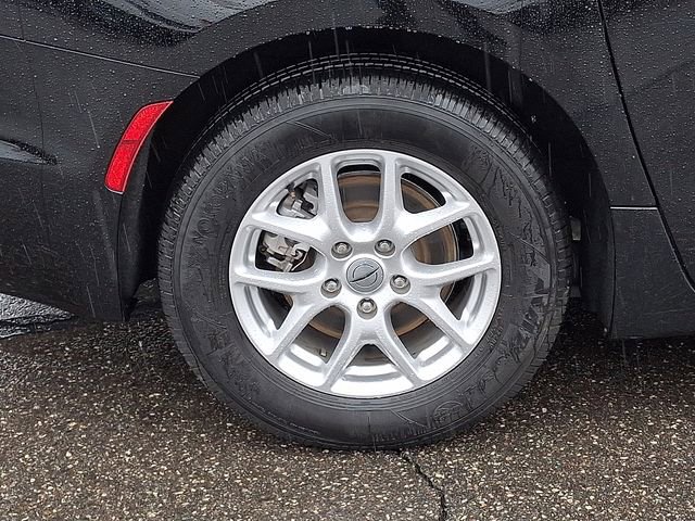 Used 2024 Chrysler Pacifica Touring-L image 30