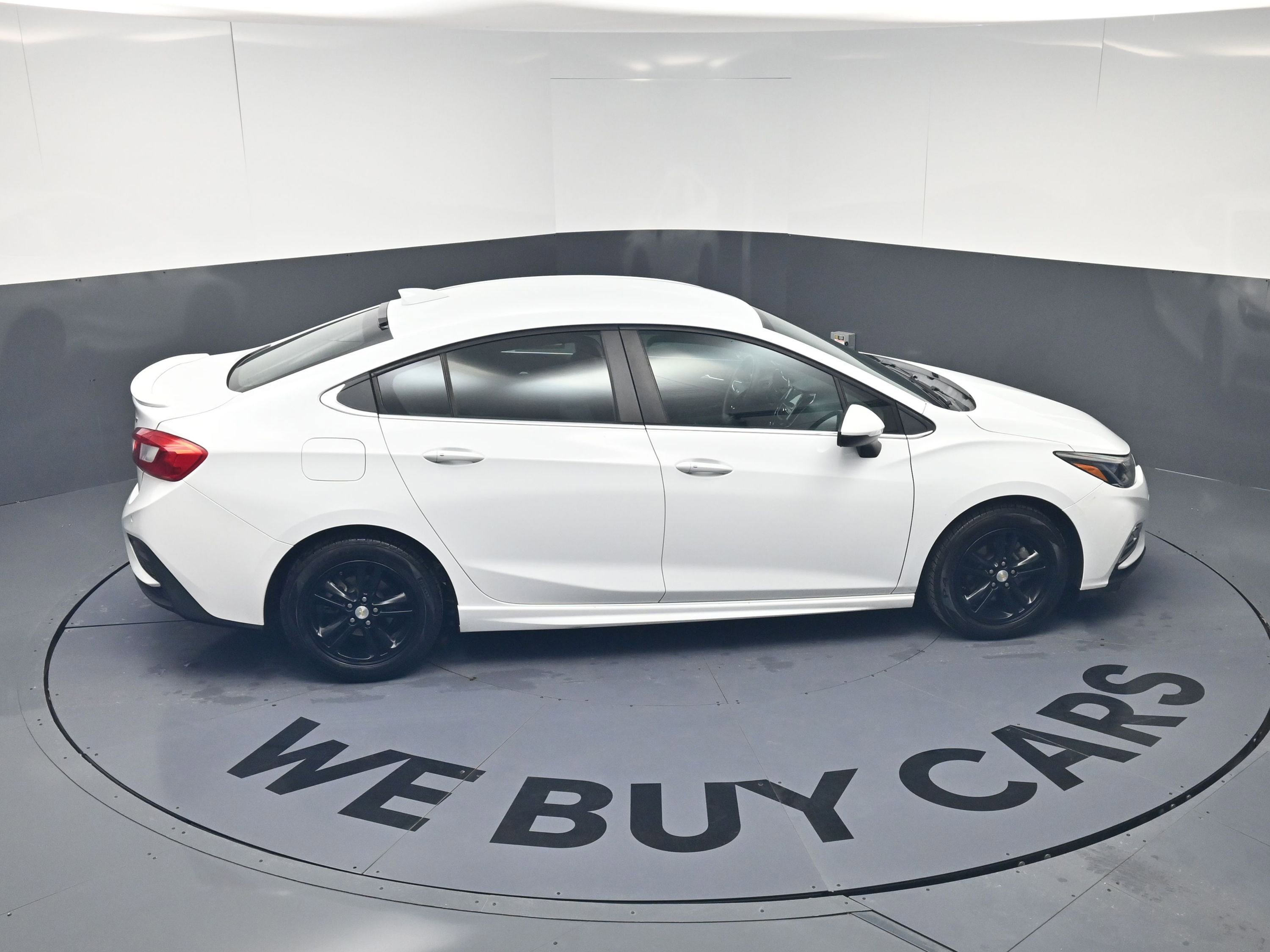 Used 2016 Chevrolet Cruze LT w/ Convenience Package image 35