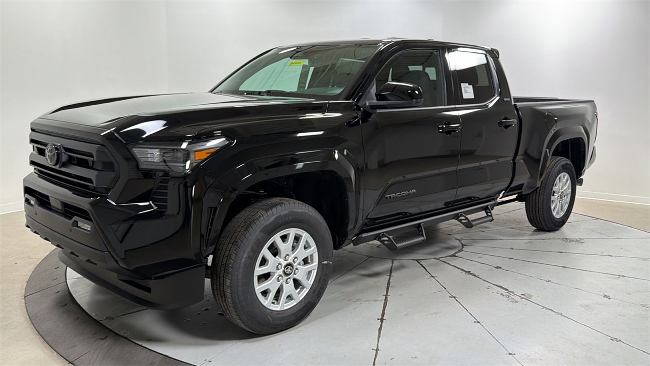 New 2026 Toyota Tacoma SR5
