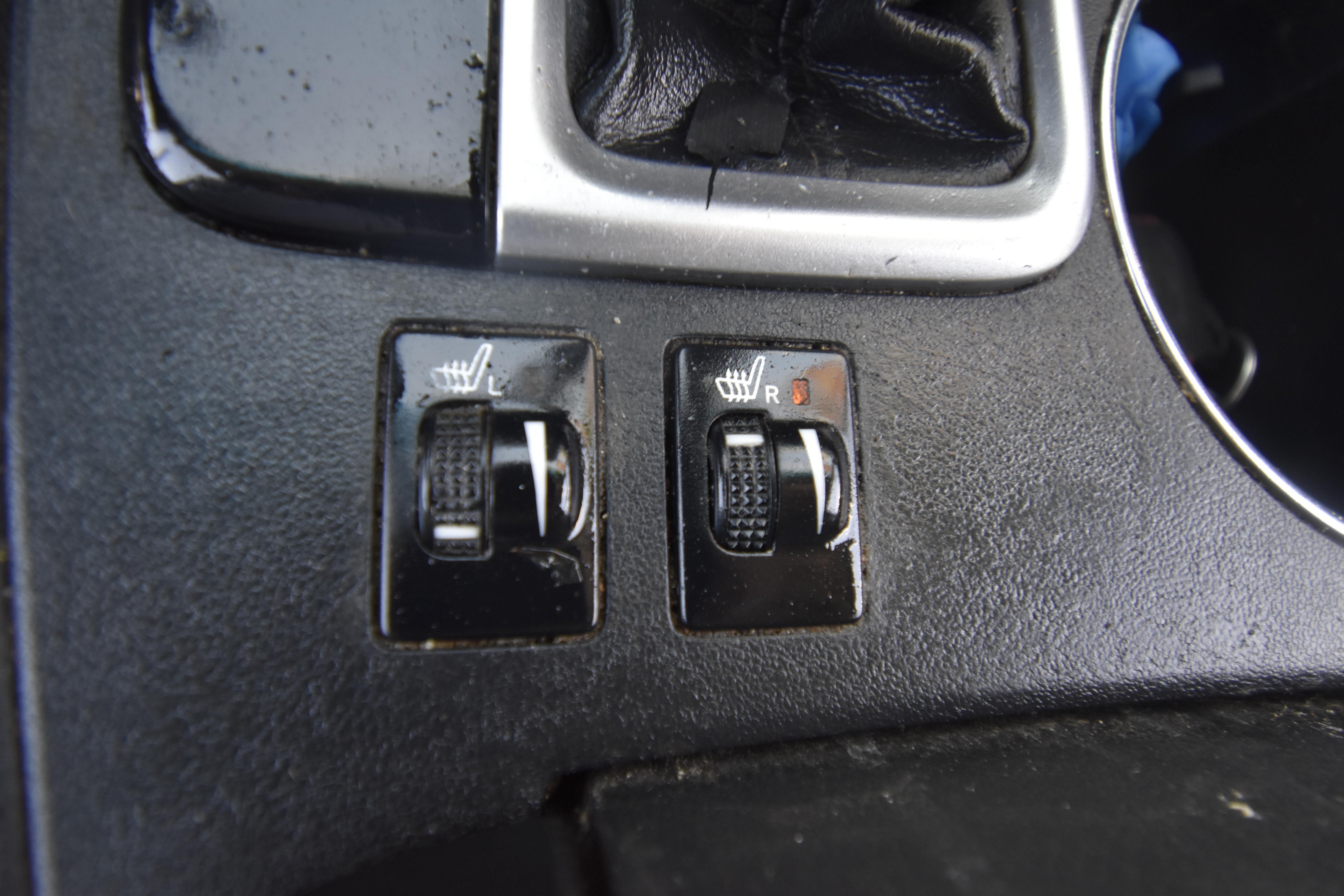 Used 2019 Toyota Highlander XLE FWD image 13