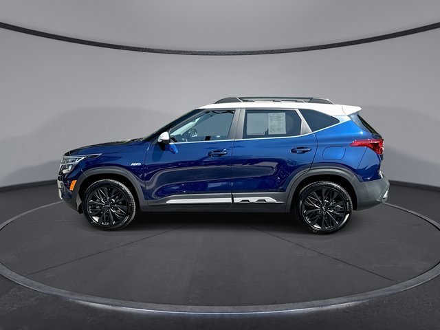 Used 2023 Kia Seltos Nightfall Edition image 5