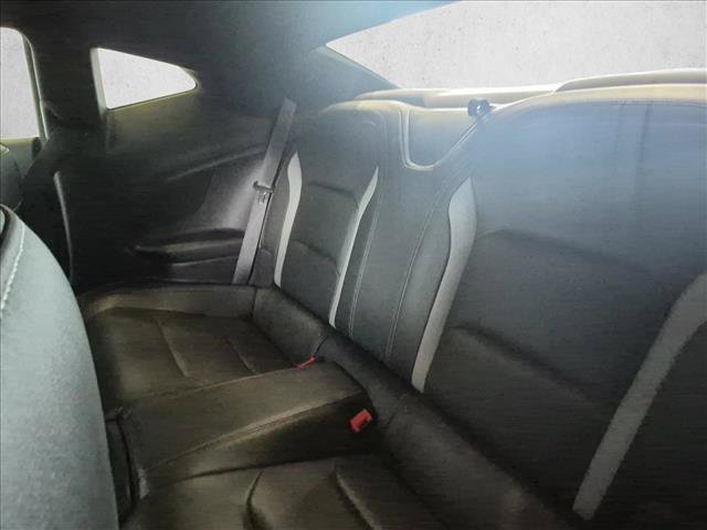 Used 2016 Chevrolet Camaro SS RWD image 18