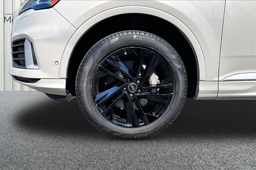 Used 2023 Audi Q7 2.0T Premium w/ Convenience Package image 34