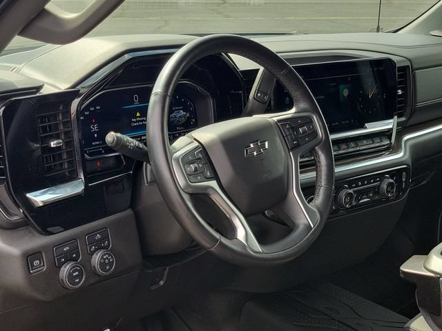 Certified 2022 Chevrolet Silverado 1500 RST AWD/4WD image 7