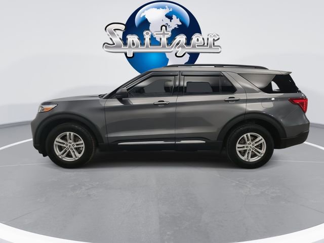 Used 2021 Ford Explorer XLT w/ Equipment Group 202A image 8