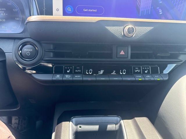 Used 2024 Toyota Crown AWD/4WD image 32