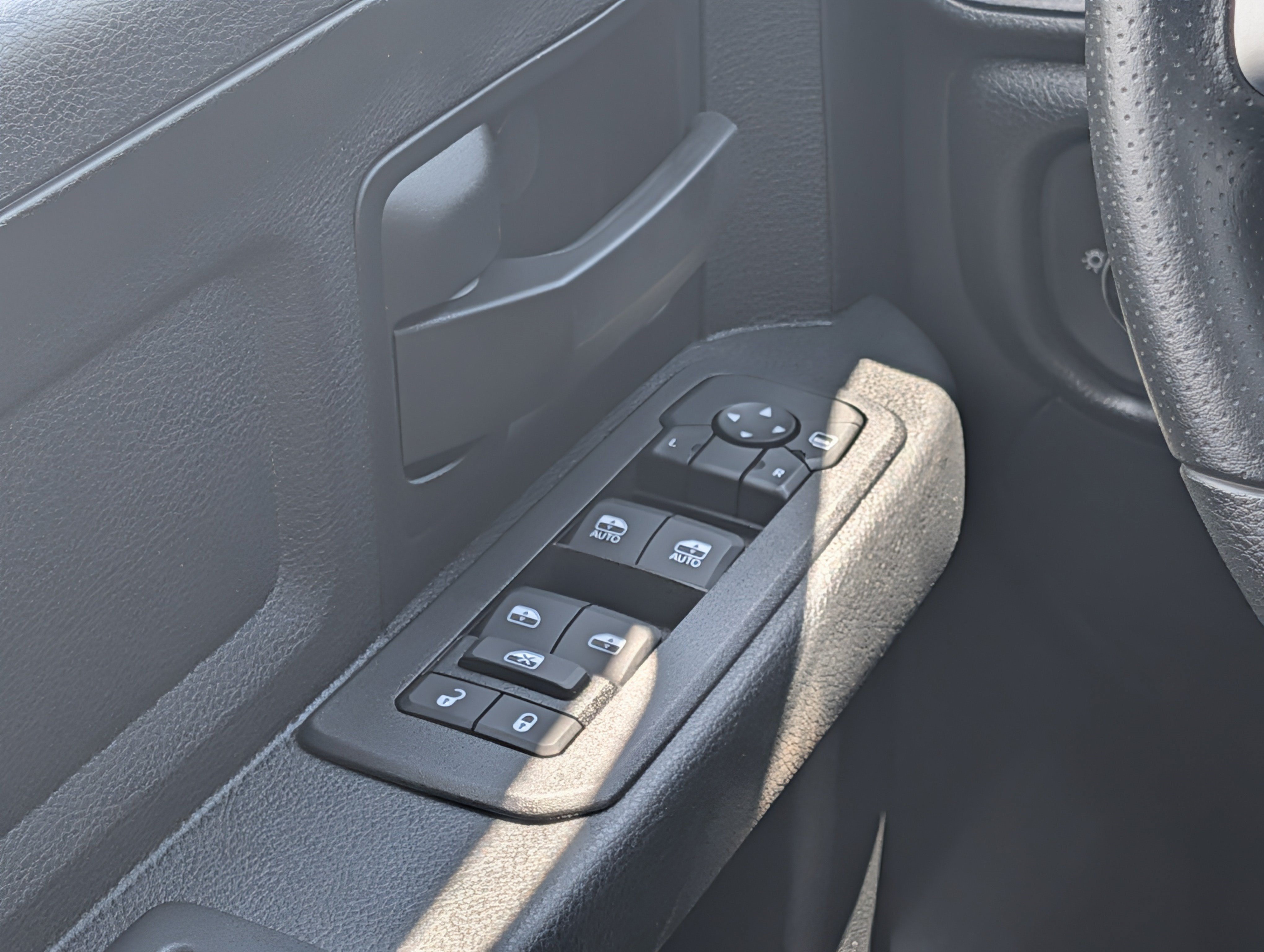 New 2026 RAM 3500 Tradesman AWD/4WD image 15