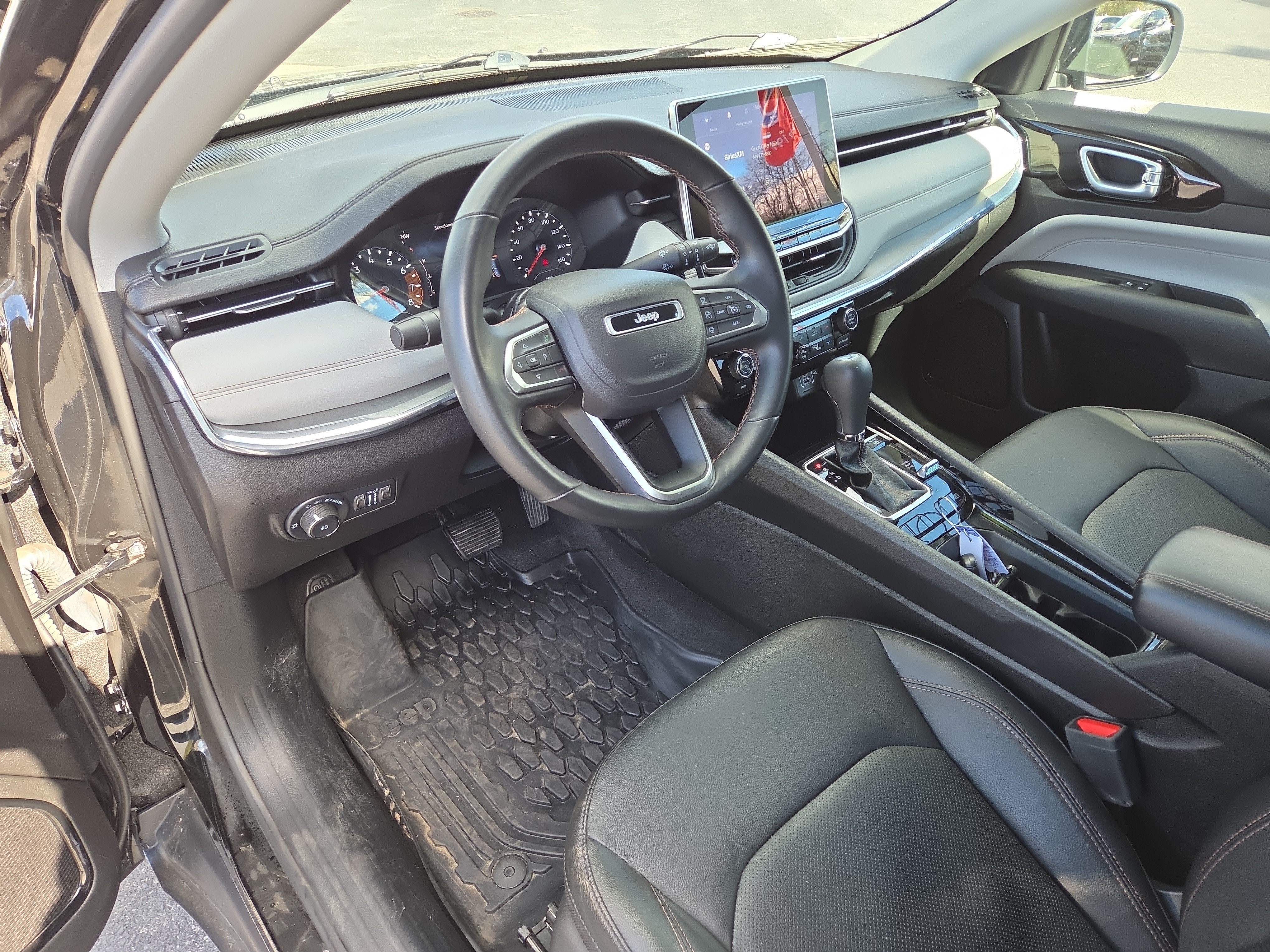 Certified 2022 Jeep Compass Limited AWD/4WD image 16