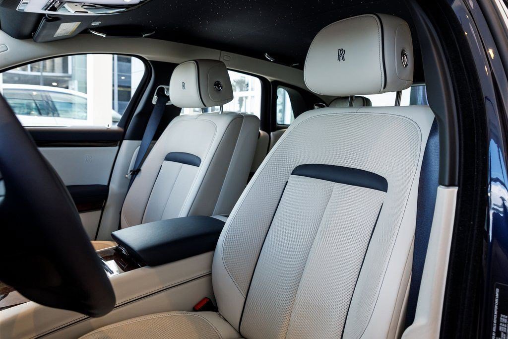 Used 2021 Rolls-Royce Ghost image 31