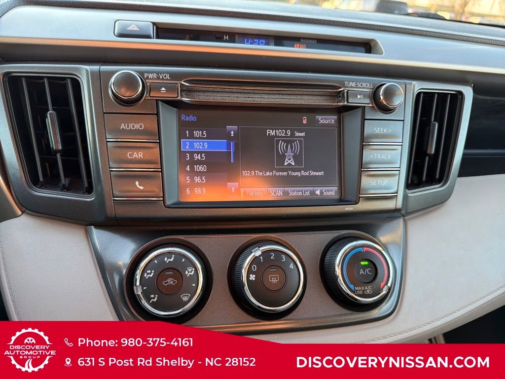 Used 2015 Toyota RAV4 LE image 13