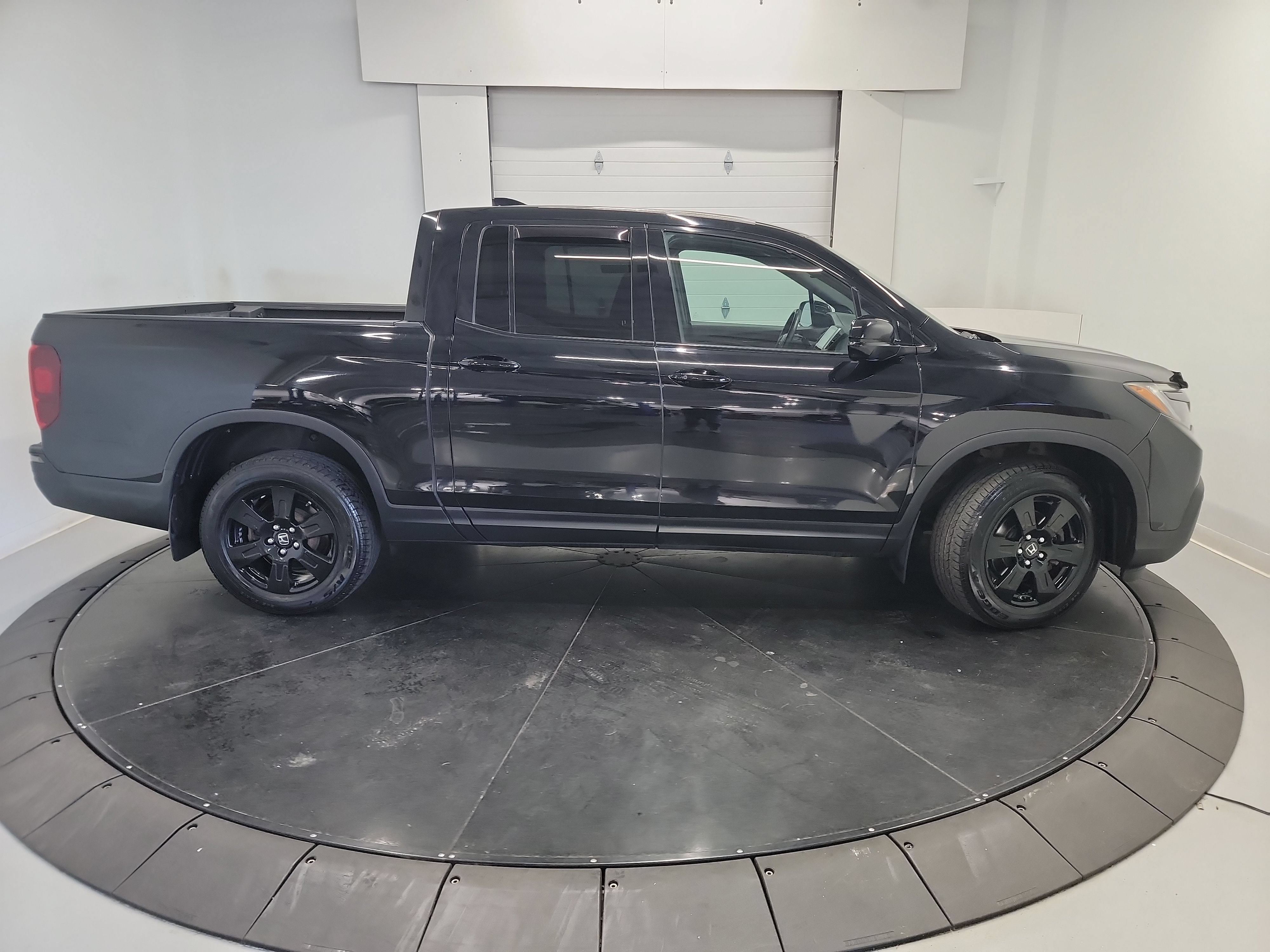 Used 2019 Honda Ridgeline Black Edition image 11