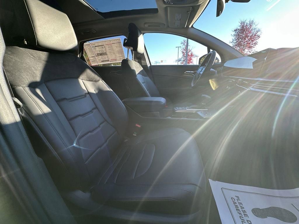 New 2026 Kia Sportage SX image 21
