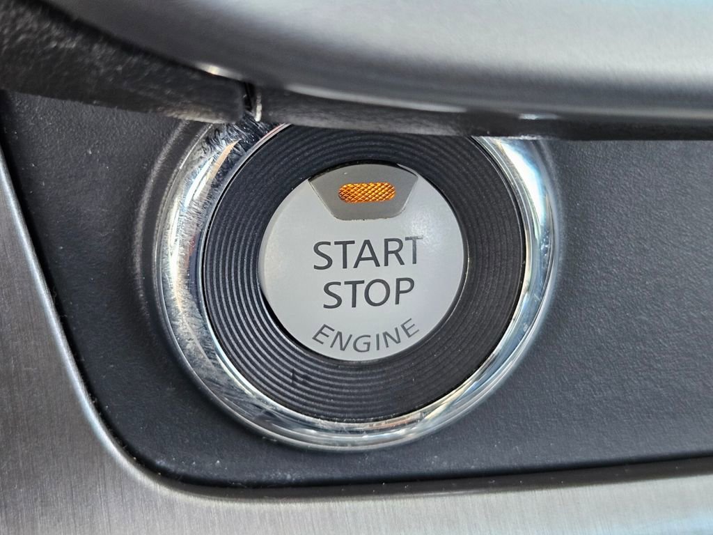 Used 2023 Nissan Murano SV image 35