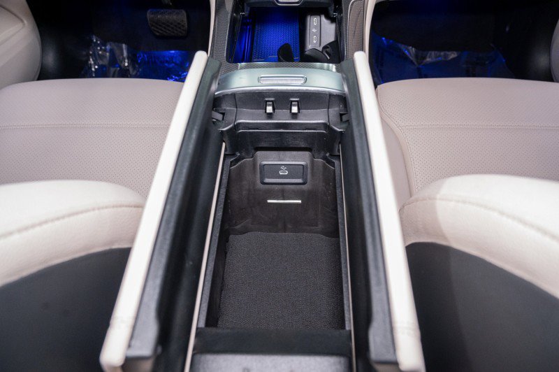 Certified 2026 Mercedes-Benz GLC 300 image 24