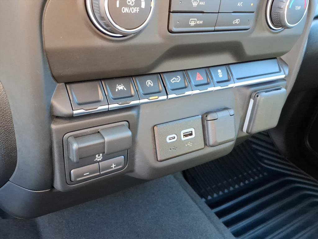 Used 2026 Chevrolet Silverado 1500 Custom image 24