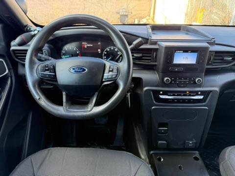 Used 2021 Ford Explorer 4WD Police Interceptor image 2
