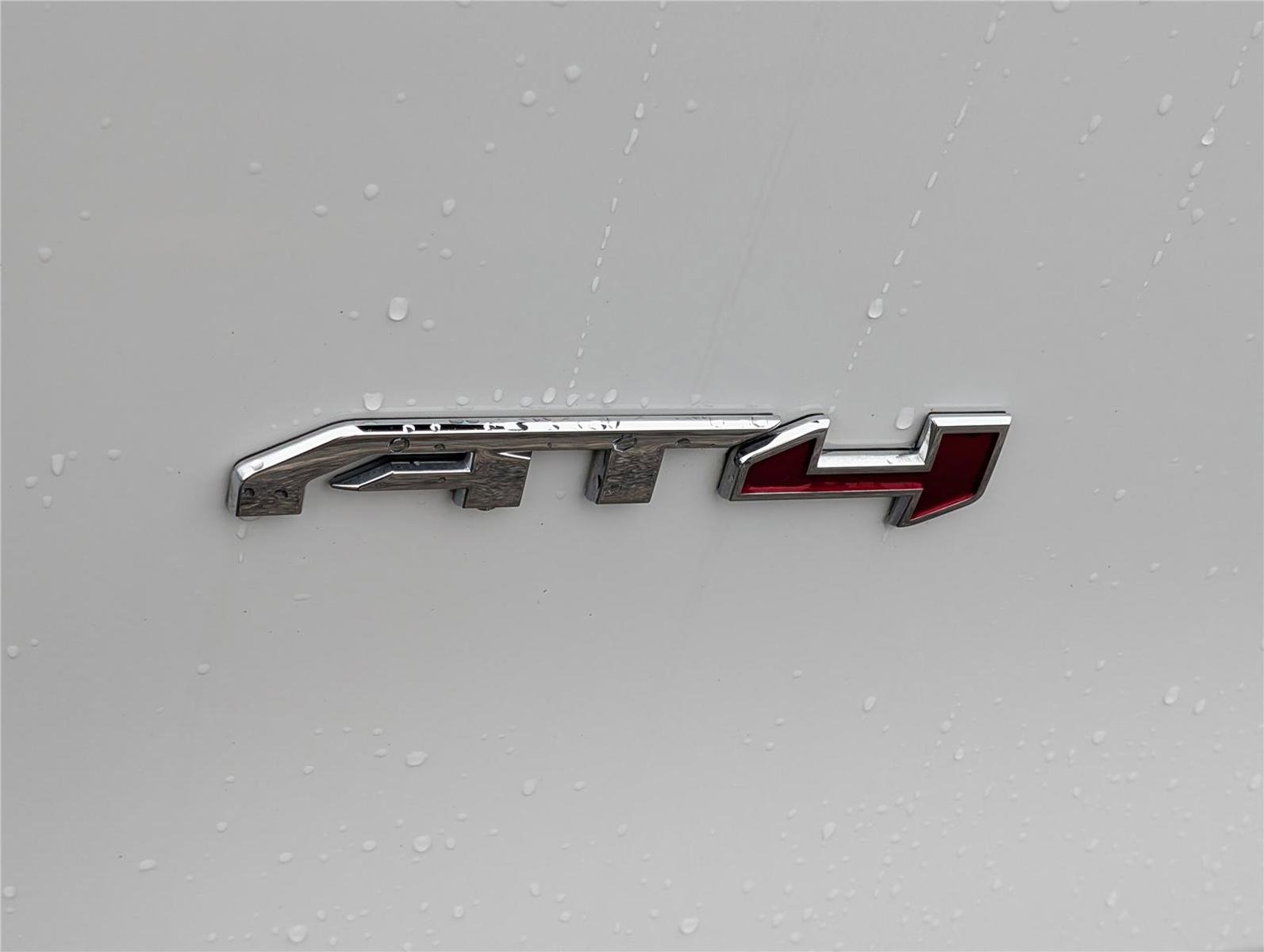 Used 2022 GMC Terrain AT4 w/ Infotainment Package II image 10