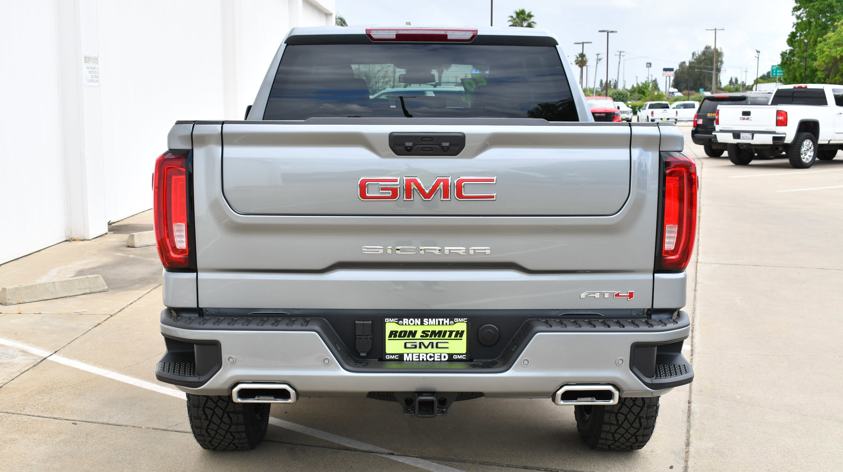 New 2026 GMC Sierra 1500 AT4 image 8