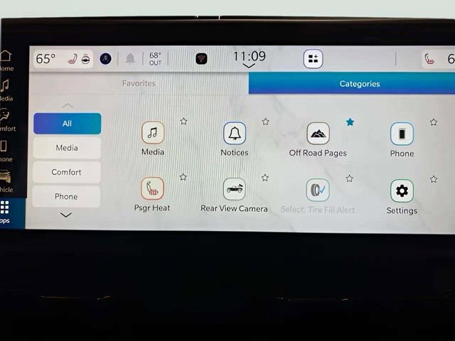 Used 2025 Jeep Wrangler Unlimited Sahara w/ Safety Group image 43