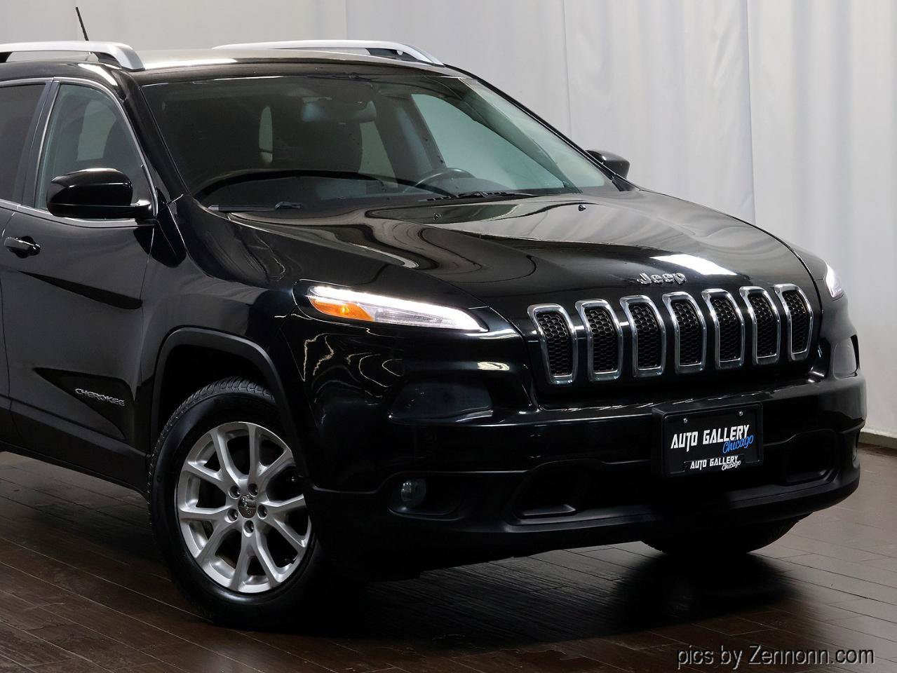 Used 2014 Jeep Cherokee Latitude AWD/4WD image 2