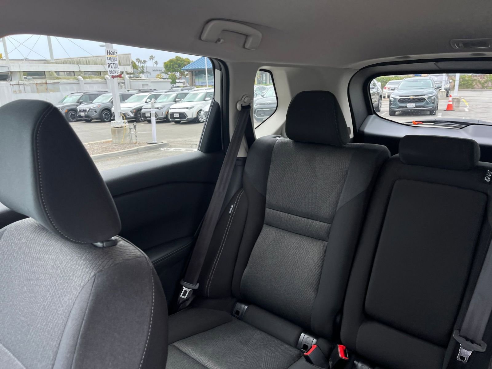 Used 2025 Nissan Rogue SV FWD image 41