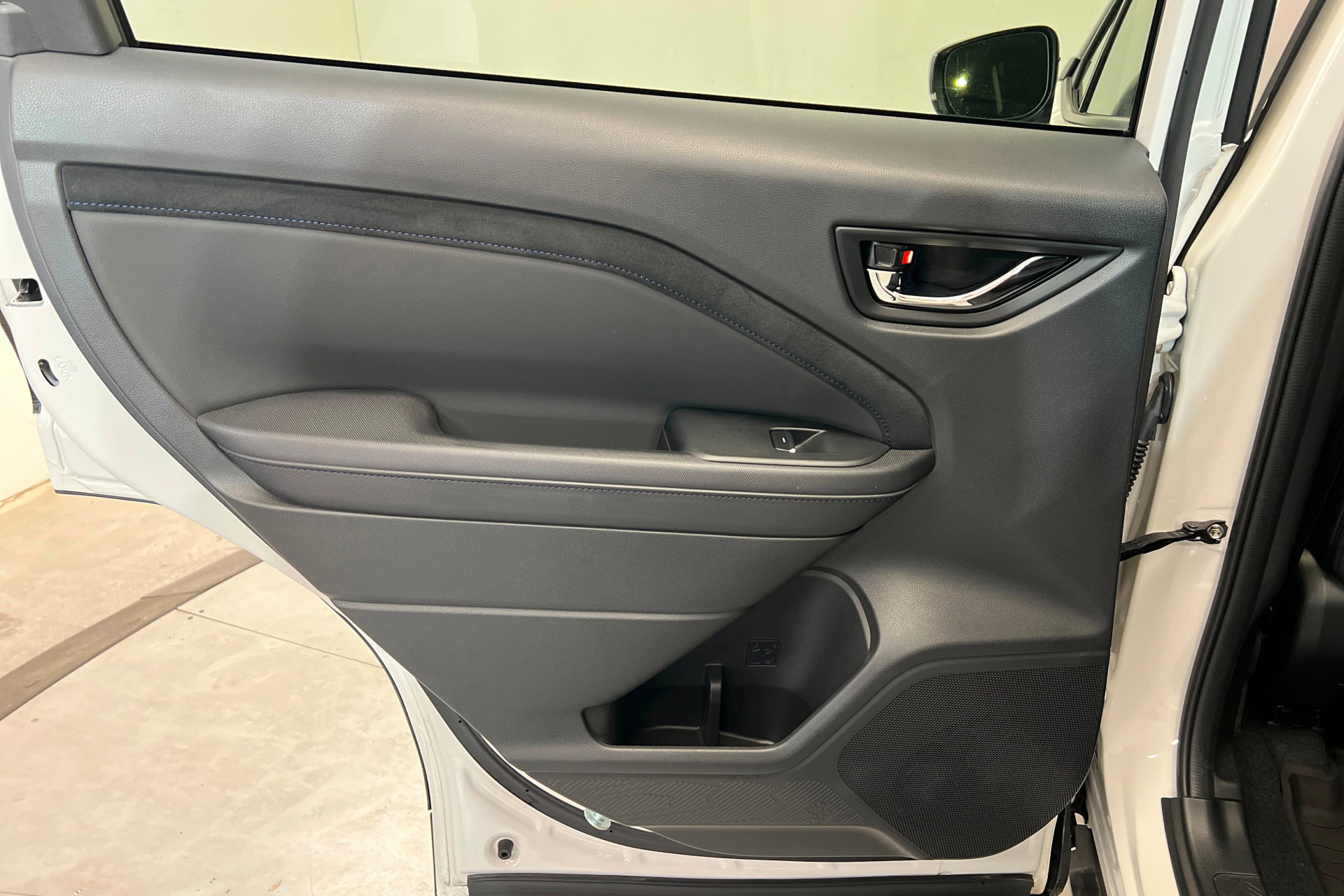 Used 2025 Subaru Forester Limited image 14