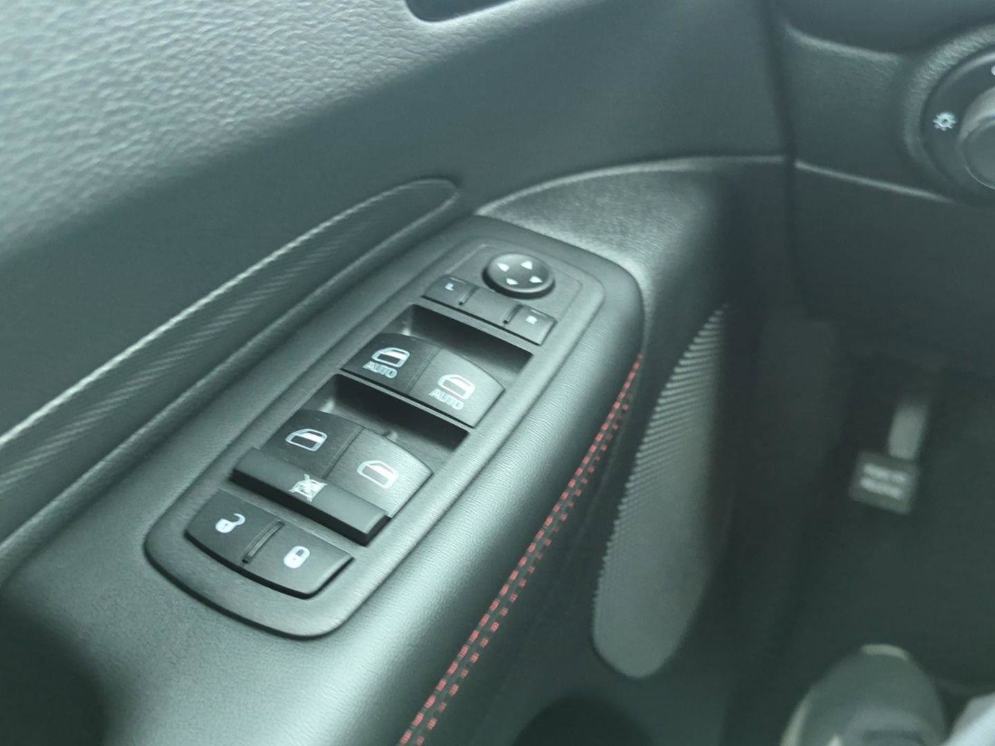 New 2025 Dodge Durango R/T w/ Blacktop Package AWD/4WD image 13