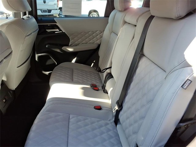 Used 2022 Mitsubishi Outlander SEL image 13