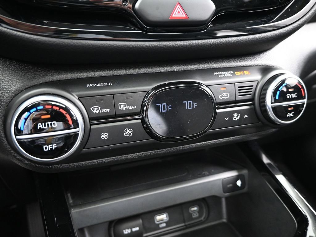 Used 2023 Kia Soul EX image 18