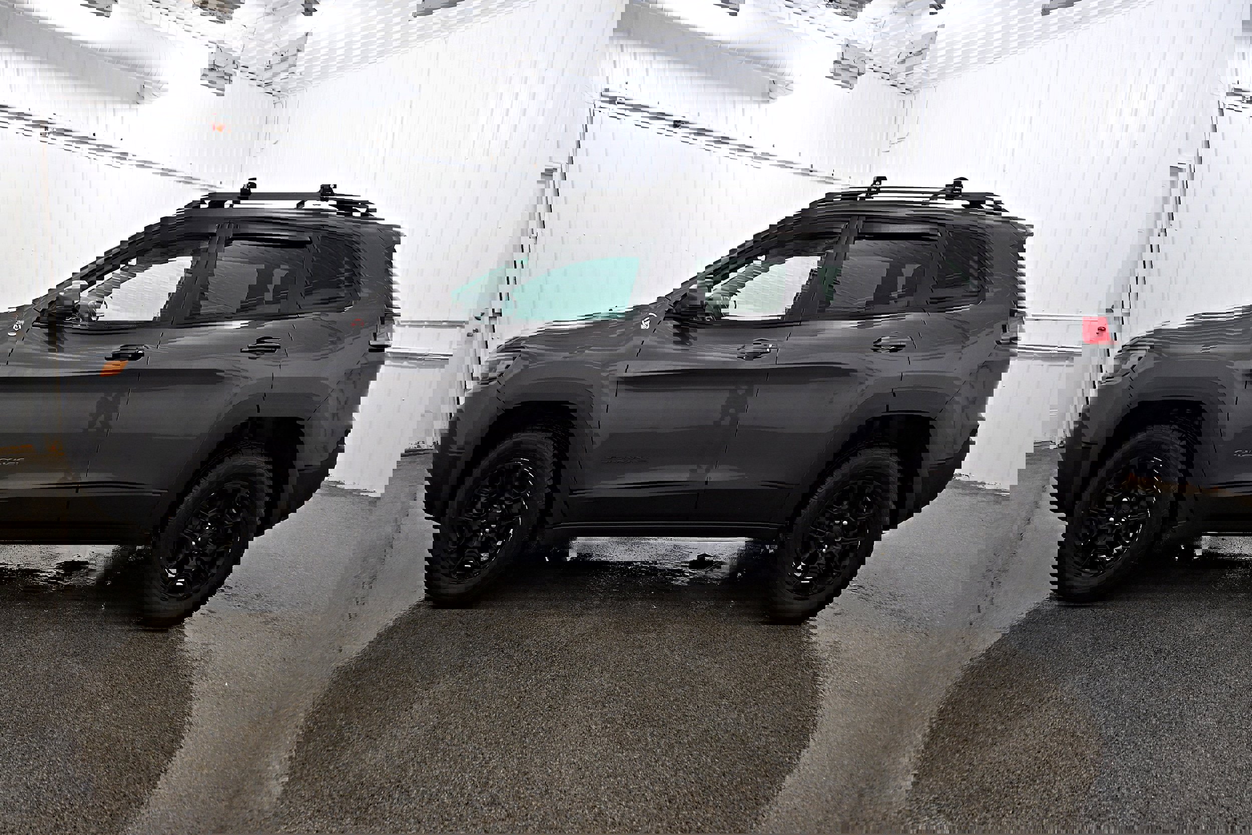 Used 2021 Jeep Cherokee Trailhawk w/ Trailer Tow Group image 23