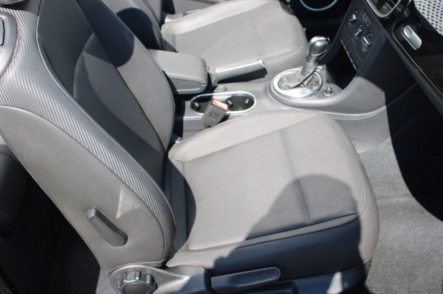 Used 2014 Volkswagen Beetle 2.5 image 26