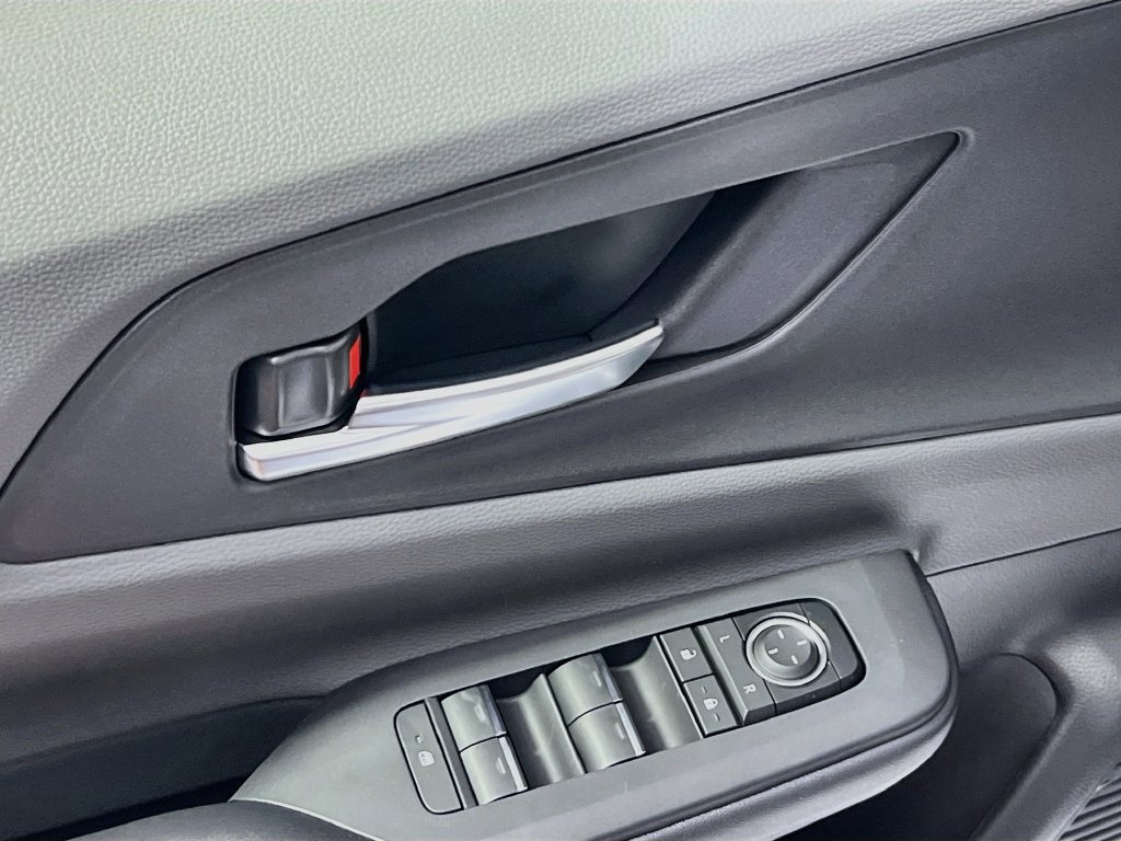 New 2027 Toyota Prius XLE FWD image 14