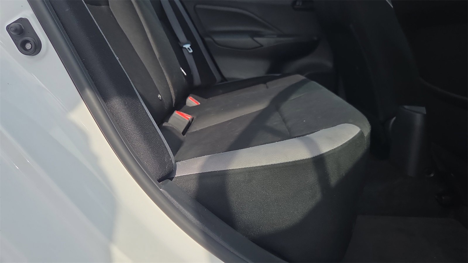 Used 2025 Nissan Versa S w/ S Plus Package image 17