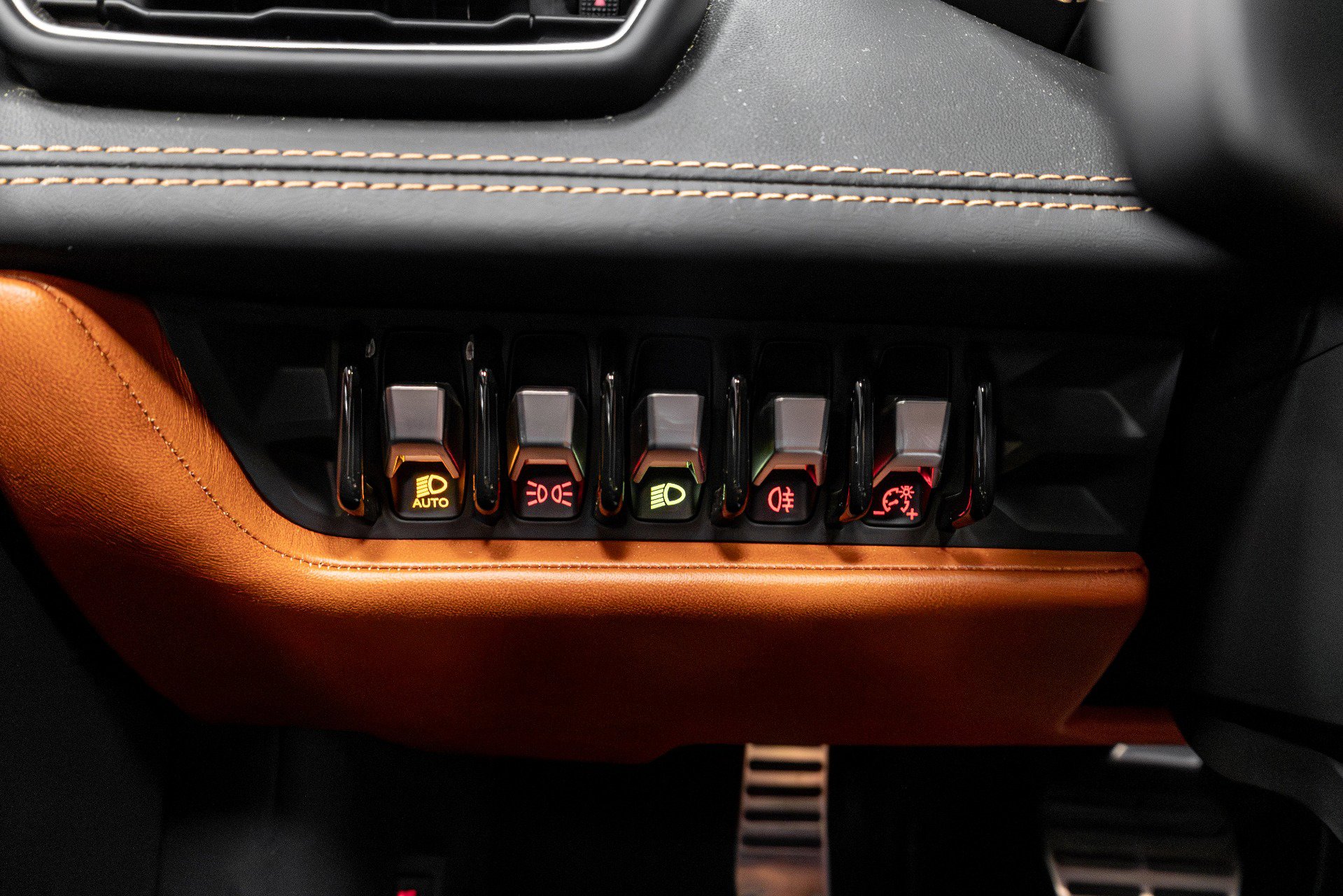 Used 2019 Lamborghini Huracan LP 580-2 image 49