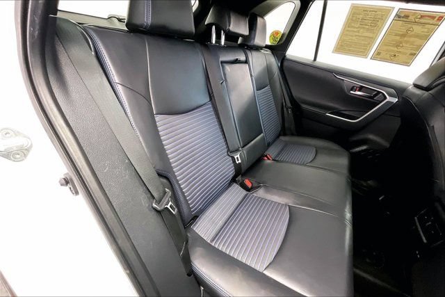Used 2023 Toyota RAV4 XSE AWD/4WD image 19