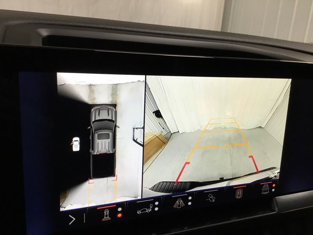 Used 2024 Chevrolet Silverado 1500 High Country w/ High Country Premium Package image 15