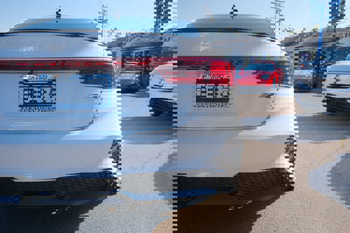 Used 2023 Kia Forte GT-Line image 38