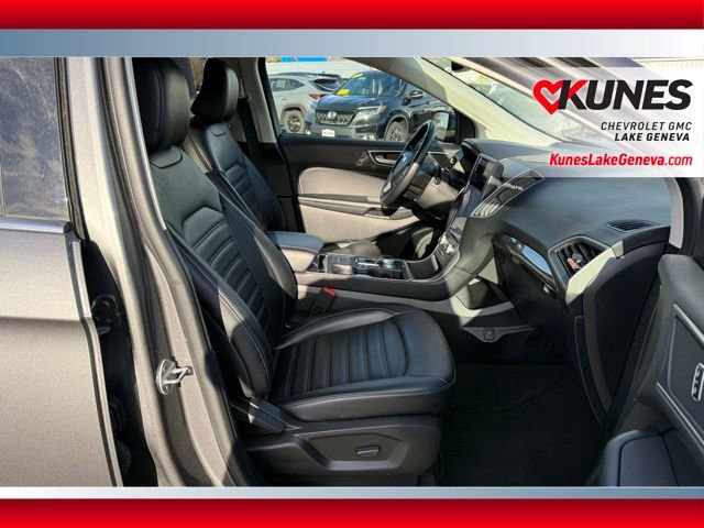 Used 2023 Ford Edge SEL image 18