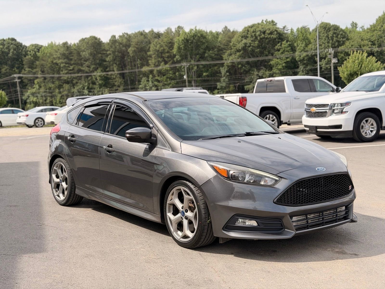 Used 2016 Ford Focus ST w/ Equipment Group 402A FWD image 4