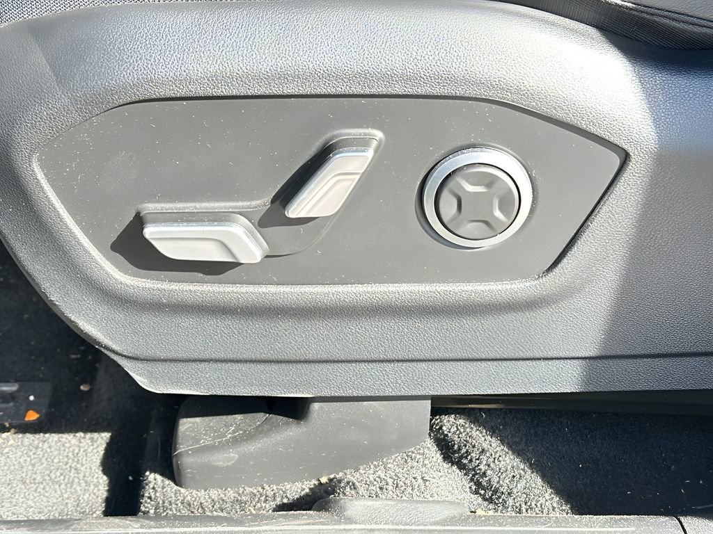 Used 2024 Hyundai Santa Fe Limited image 28