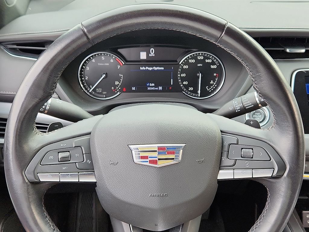 Used 2022 Cadillac XT4 Premium Luxury w/ Cold Weather Package image 19