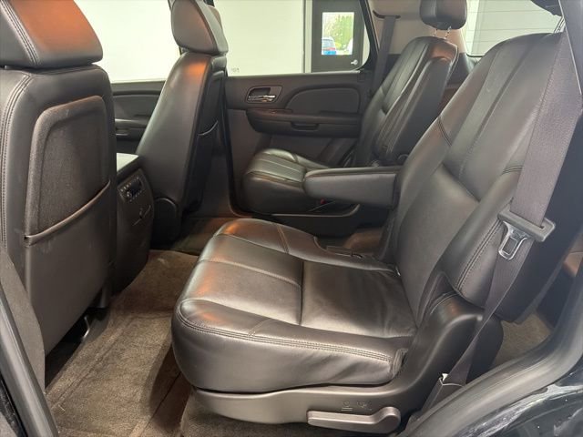 Used 2009 Chevrolet Tahoe LT w/ Luxury Package AWD/4WD image 25