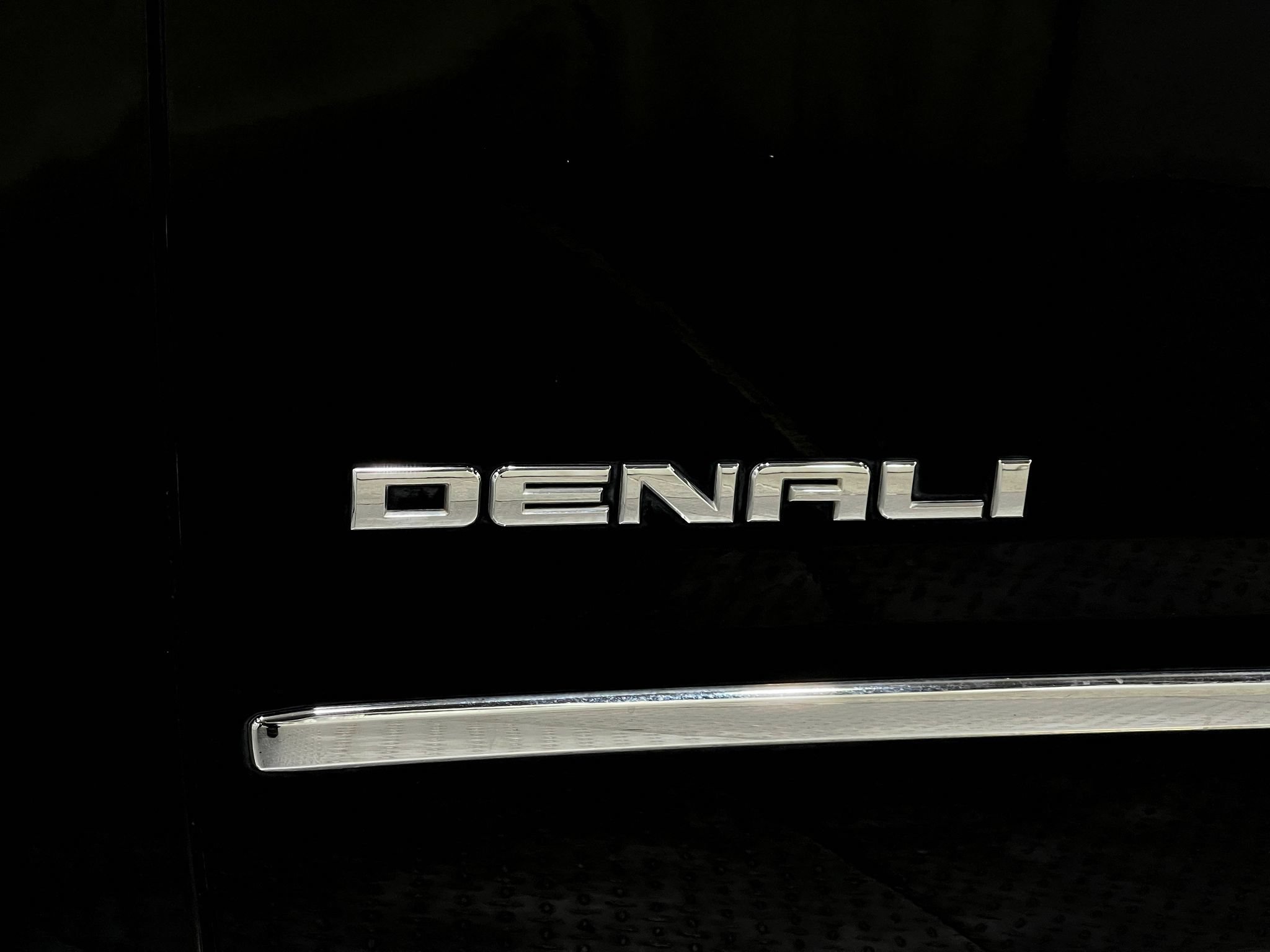 Used 2019 GMC Yukon XL Denali w/ Denali Ultimate Package AWD/4WD image 43