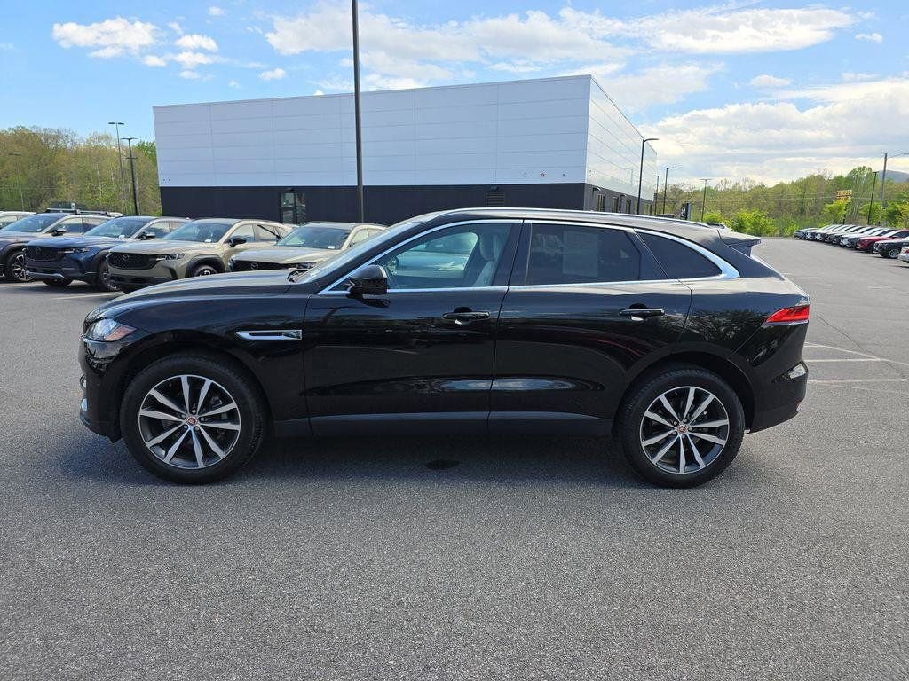 Used 2020 Jaguar F-PACE Prestige image 6