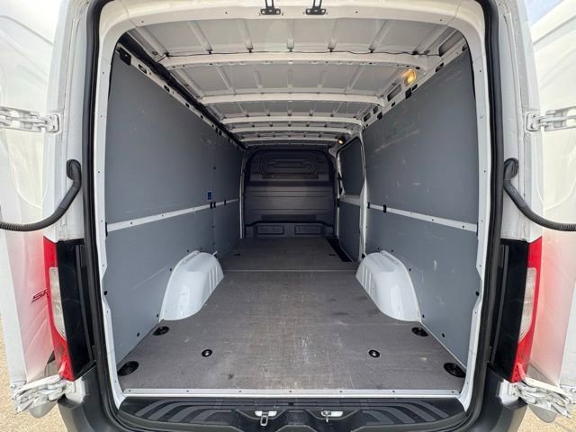 Used 2021 Mercedes-Benz Sprinter 2500 image 15