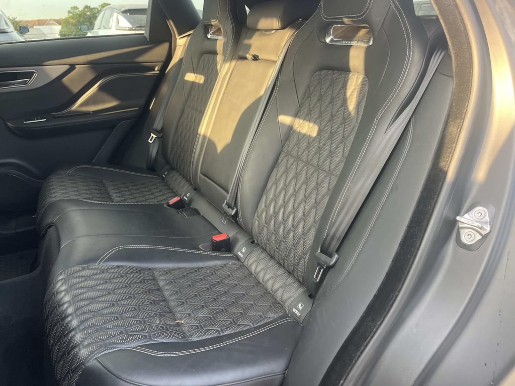 Used 2020 Jaguar F-PACE SVR AWD/4WD image 10