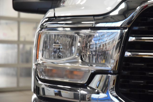 Used 2024 RAM 3500 SLT w/ Quick Order Package 2YG SLT AWD/4WD image 6
