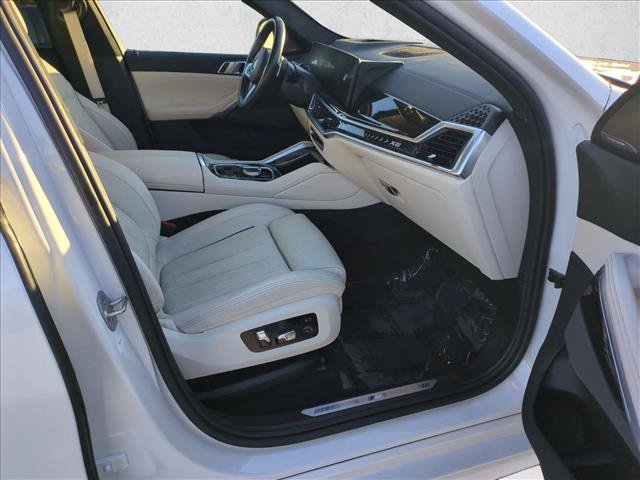 Certified 2024 BMW X6 xDrive40i w/ Premium Package AWD/4WD image 22